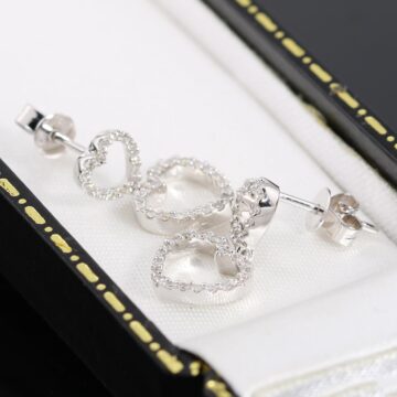 Złote kolczyki z diamentami 0.34ct białe złoto wiszące serca 14K